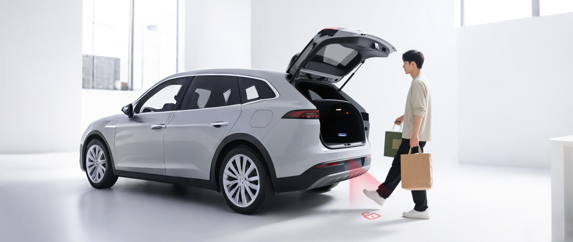 2025上海车展 | bifa必发网址重磅发布AR脚踢毫米波雷达，重新定义“无接触交互”尾门